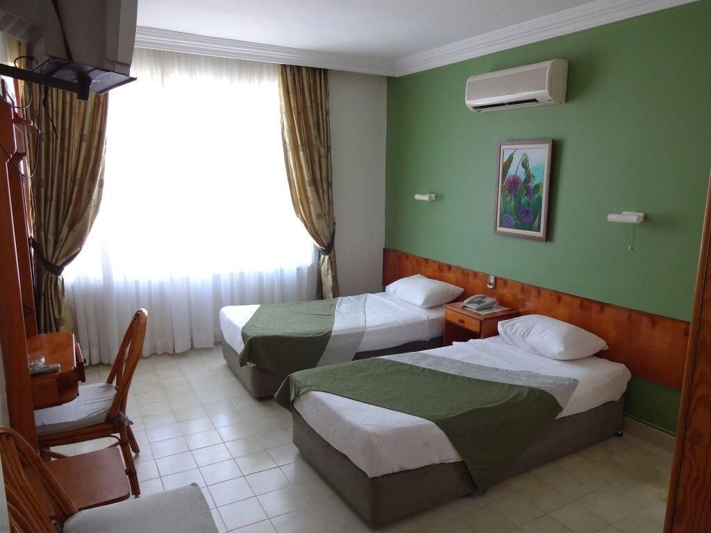 Pinar Hotel 阿拉尼亚 外观 照片