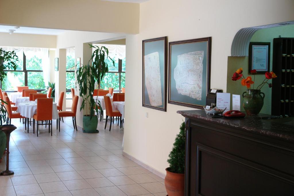 Pinar Hotel 阿拉尼亚 外观 照片