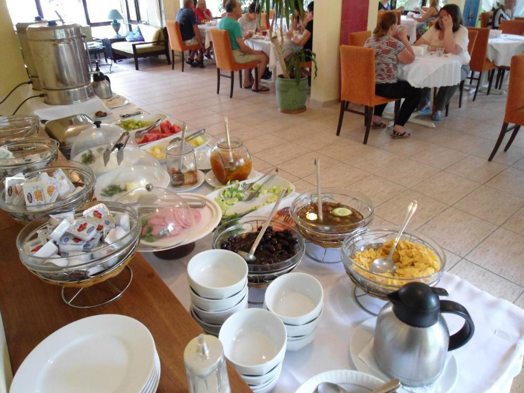 Pinar Hotel 阿拉尼亚 外观 照片