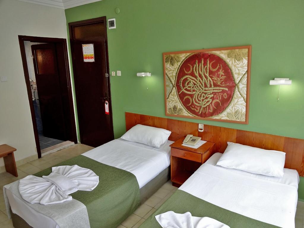Pinar Hotel 阿拉尼亚 外观 照片