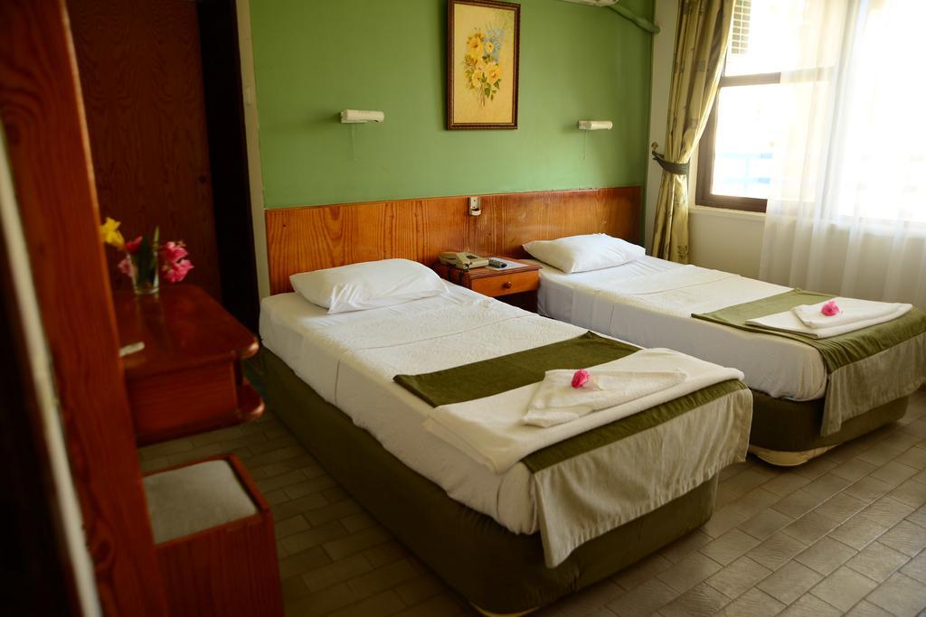 Pinar Hotel 阿拉尼亚 外观 照片