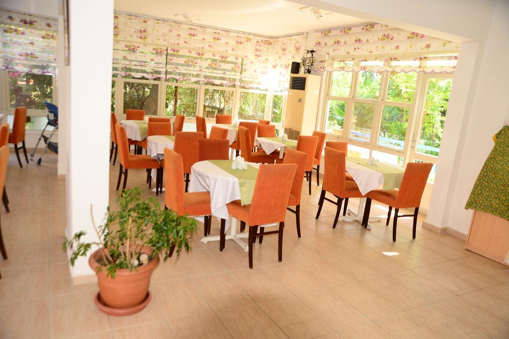 Pinar Hotel 阿拉尼亚 外观 照片